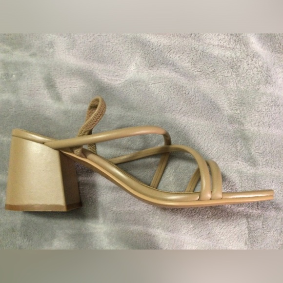 Lisa Vicky Illume Tan Strappy Block Heeled Sandals Size 8.5 - Picture 10 of 12